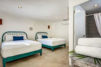 Hotel Tulum Aura Beach